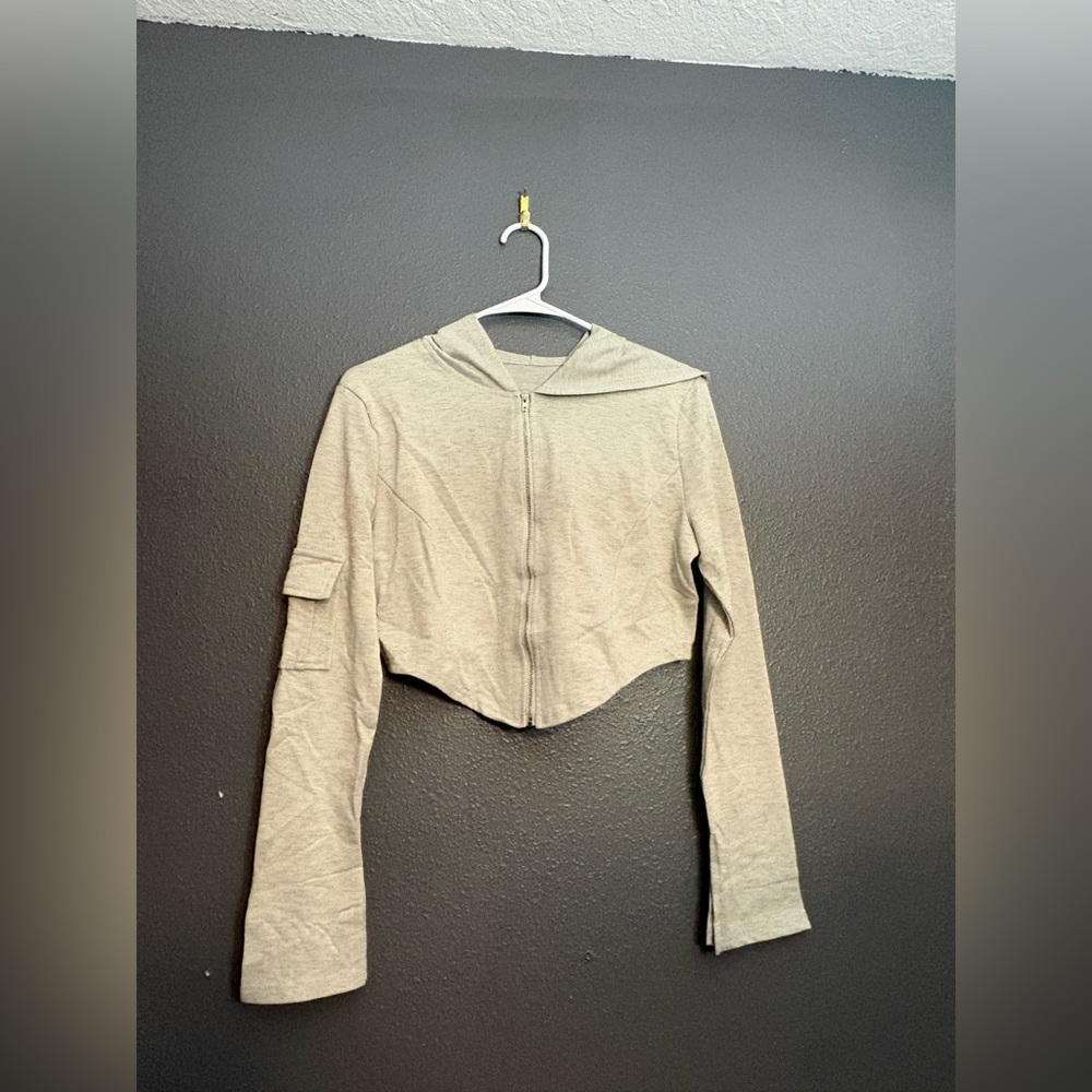 Gray Cropped Zip-Up Hoodie